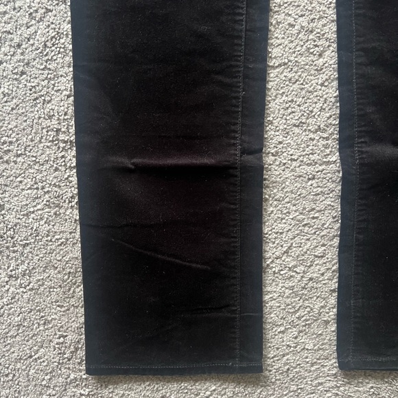 Ann Taylor Black Modern Fit Straight Leg Jeans Velvet like Fabric Size 10 - Picture 2 of 7